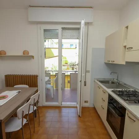 28 Trilocale A Pochi Passi Dal Mare Apartament